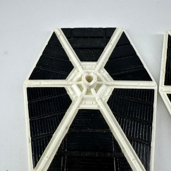 Vintage 1978 Kenner Star Wars TIE Fighter Replacement Wings Original Parts - Picture 4 of 7